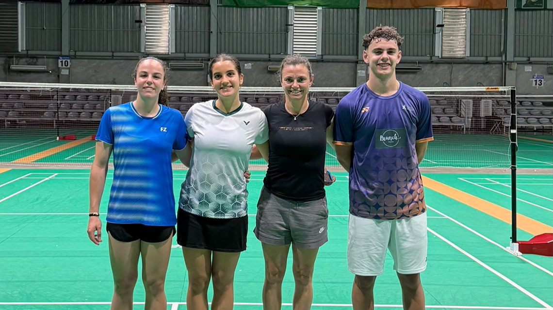 Estágio Internacional de Badminton na Tailândia